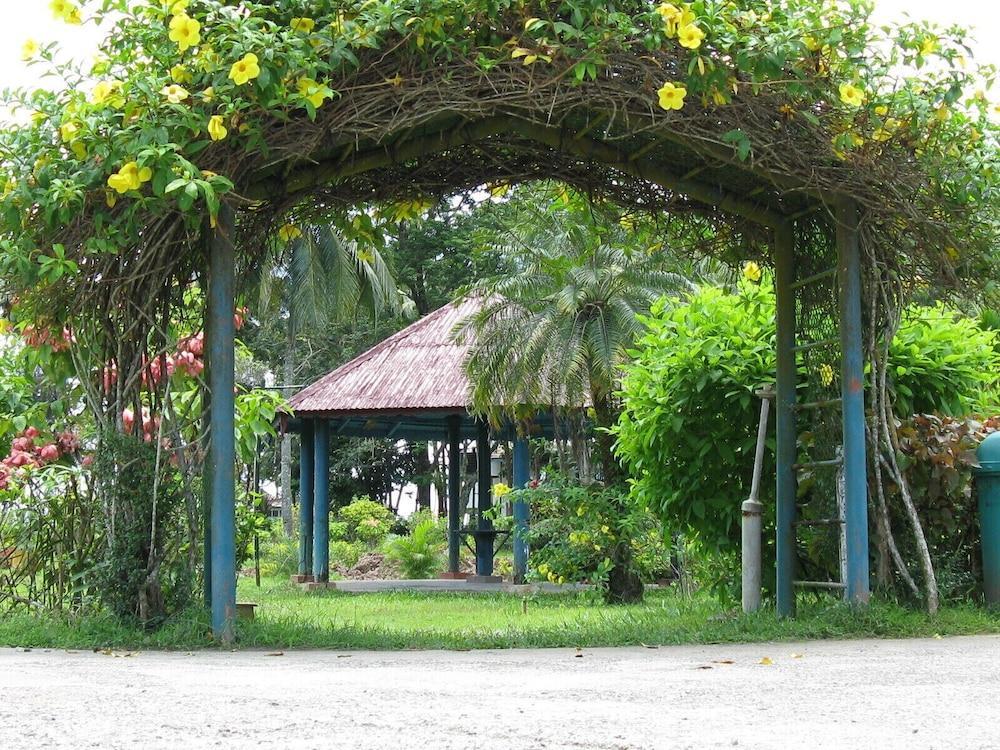 Peerles Sarovar Portico ميناء بلير المظهر الخارجي الصورة