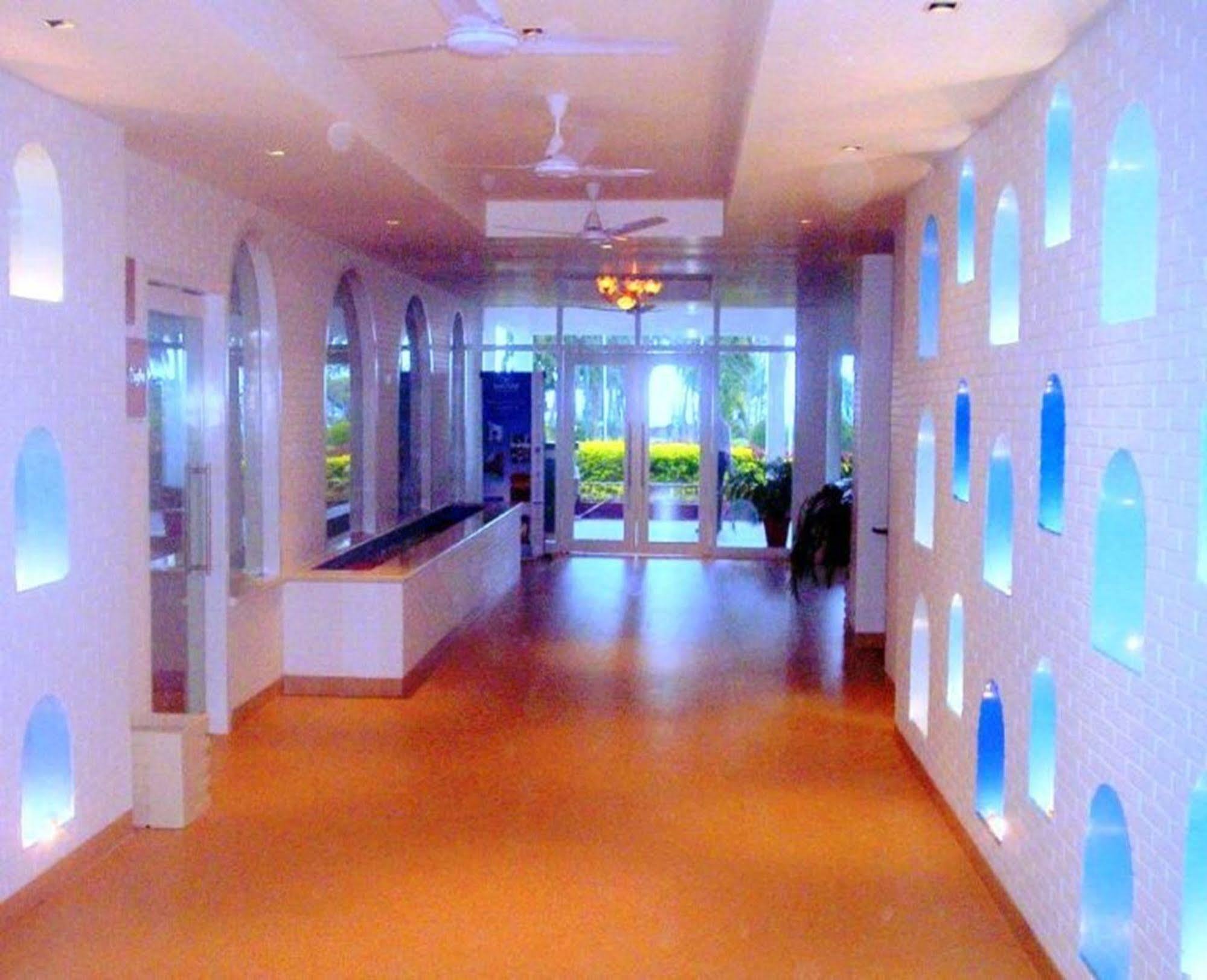 Peerles Sarovar Portico ميناء بلير المظهر الخارجي الصورة